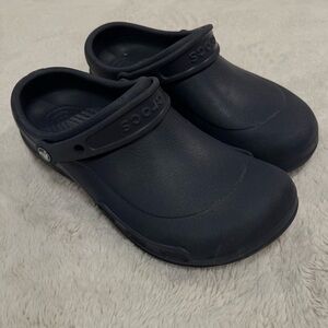CROCS Bistro Clogs M9/W11 Navy Blue Work Slip-Resistant Shoes